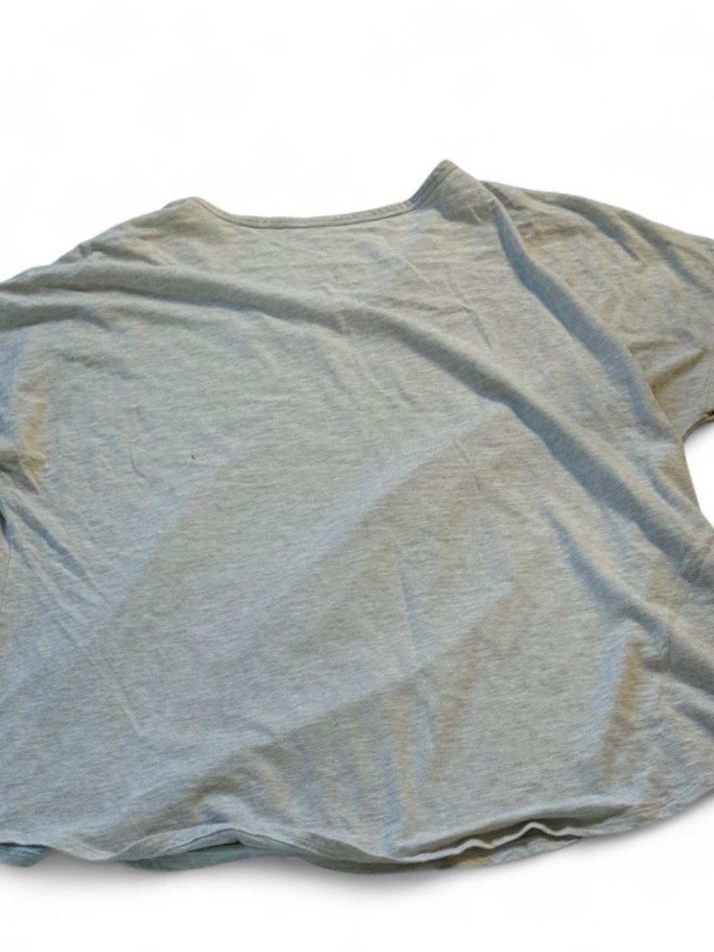 Womens V-Neck Graphic Tee with Bird Print - Gray and Pink - Picture 6 of 6
